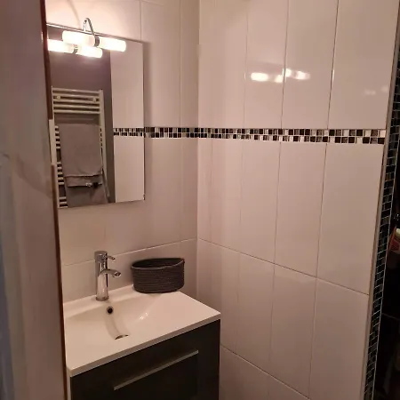 35m2 Dans Joli Village Proche * Thairé