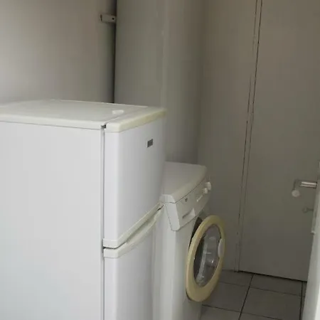 35m2 Dans Joli Village Proche * Thairé