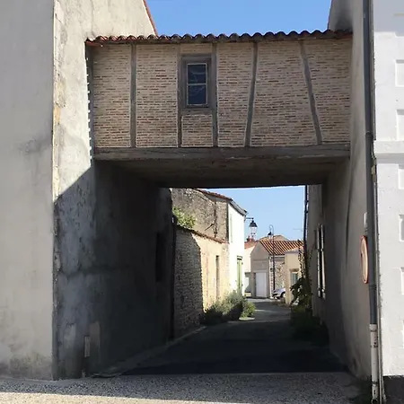 35m2 Dans Joli Village Proche Appartement *